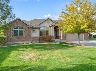 860 Chester Ln, Kaysville, UT 84037