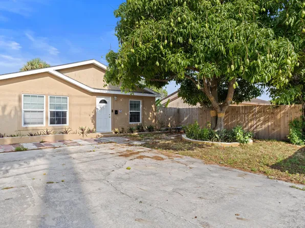 3609 Windsor Avenue, West Palm Beach, FL 33407