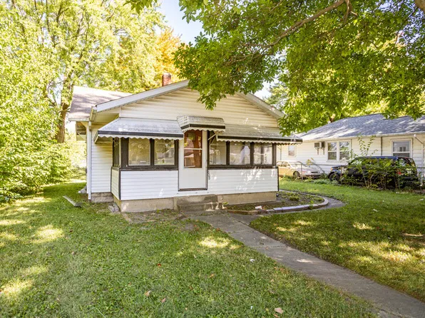 808 W 10th St, Muncie, IN 47302