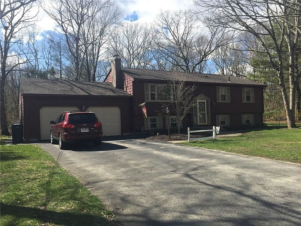 1st image of 60 Maplewood Dr