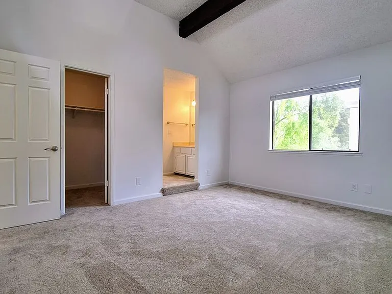 14575 S Bascom Ave — Photo 32