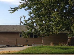 304 W 11th Ave, Kennewick, WA 99337