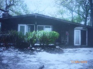 323 Oak Rd, Cuba, MO 65453