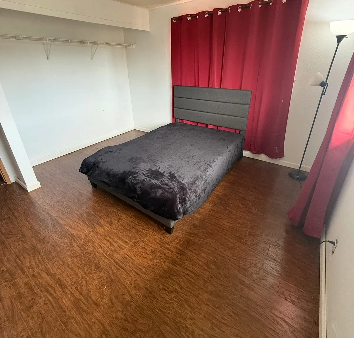 521 Kaiwahine St — Photo 2