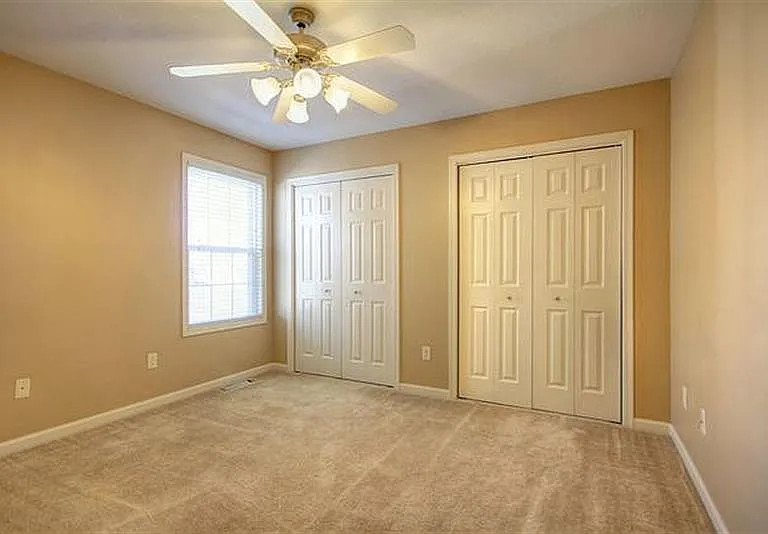 2118 Harbortown Cir #2118 — Photo 2