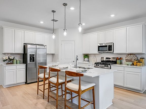 7th image of this home