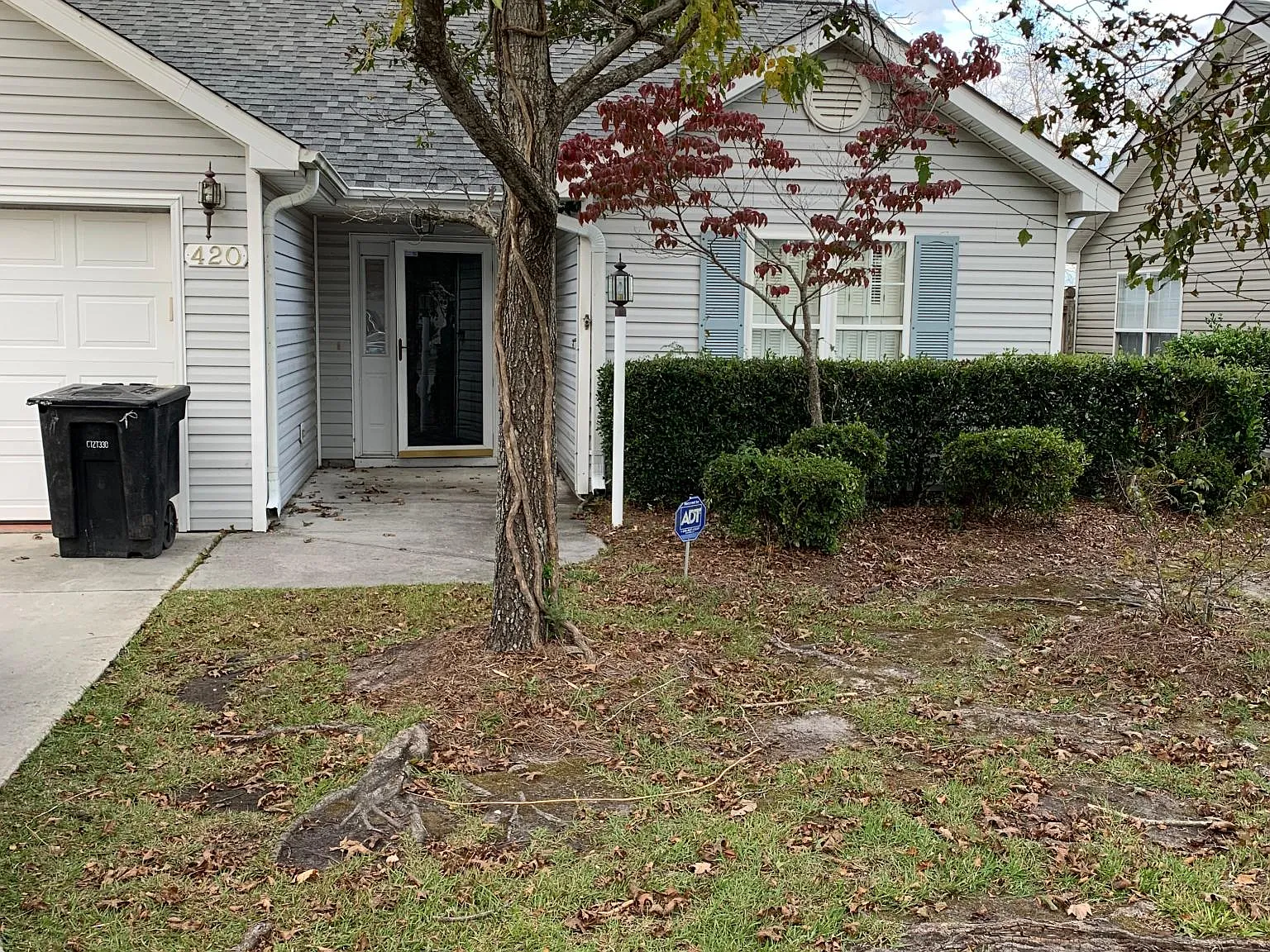 3 bed, 1228 sqft, $2,020 — Photo 2