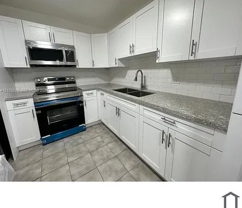 5321 NW 16th Ct