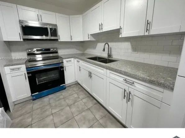 5321 NW 16th Ct, Lauderhill, FL 33313