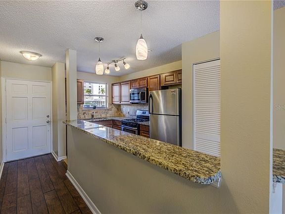 5th image of 5925 Shore Blvd S APT 109