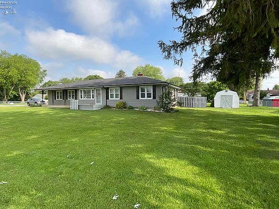 4th image of 400 Guernsey Dr