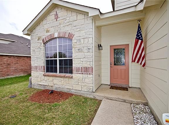 2nd image of 3308 Thunder Creek Dr