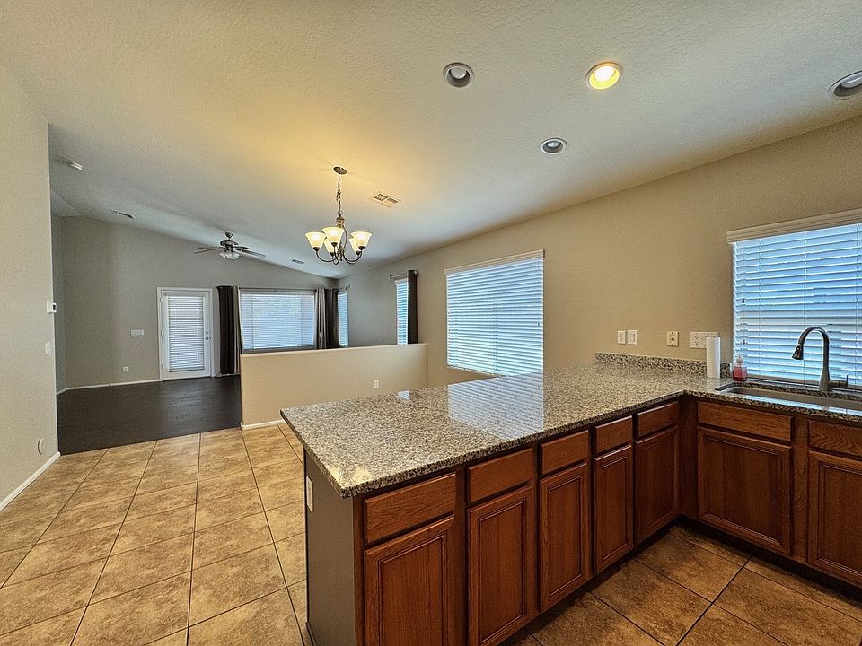 1st image of 44879 W Desert Garden Rd