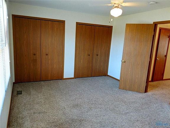 5th image of 1024 Country Creek Ln