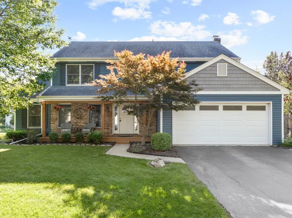 2225 Forest Ridge Rd, St Charles, IL 60174