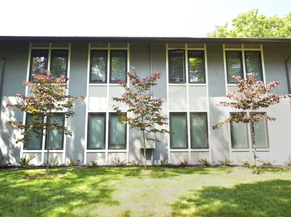 1900, 1912 Camino Verde