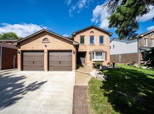 118 Leander St, Brampton, ON L6S 3N8