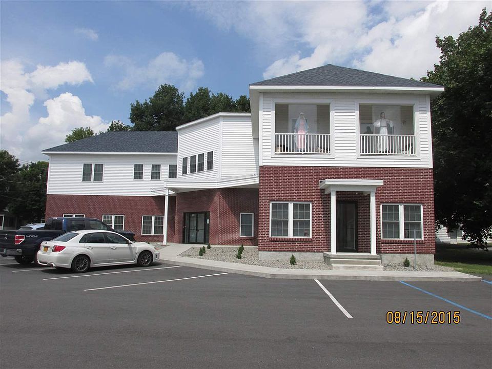 1st image of 7 Oak St