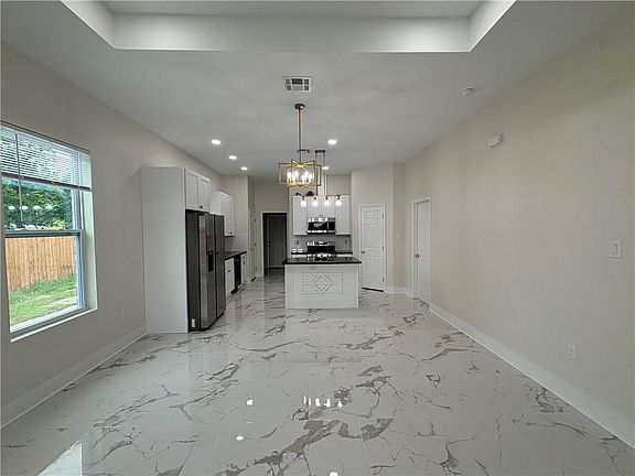 2nd image of 2220 Riverbend Dr