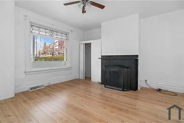 4 bed, 141 sqft, $1,600 — Photo 4