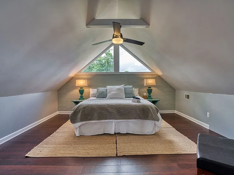 200 Mariners Pointe Rd — Photo 16