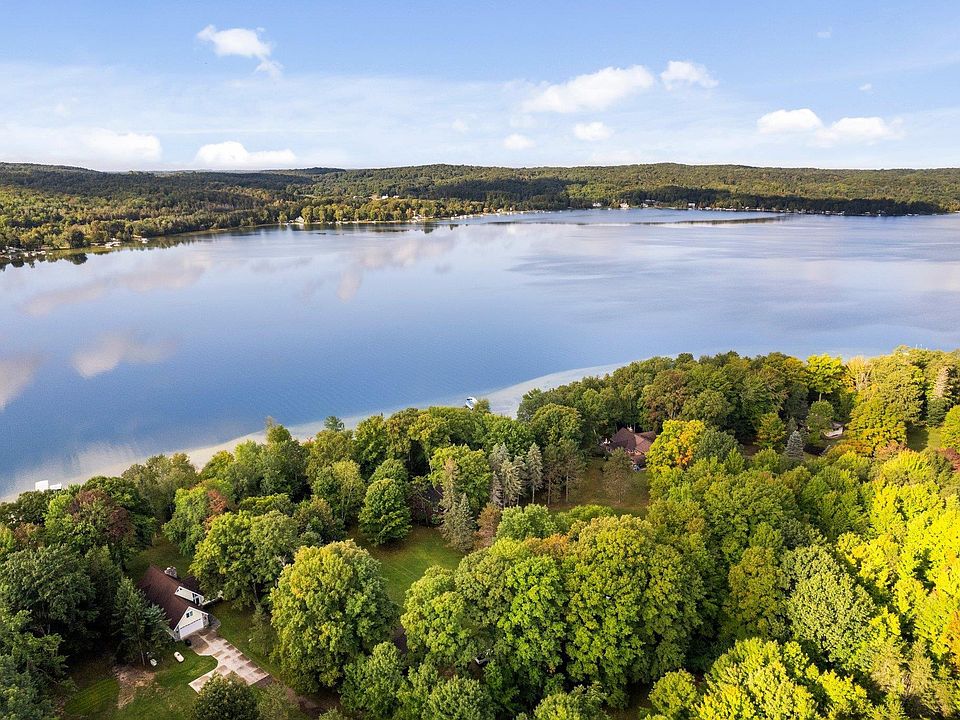 358 S Intermediate Lake Dr, Central Lake, MI 49622 Zillow