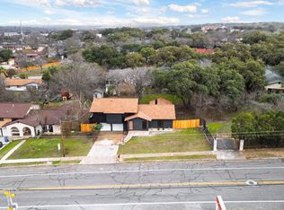 5930 Thunder Dr, San Antonio, TX 78238