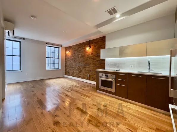 72 Willoughby St APT 3A, Brooklyn, NY 11201