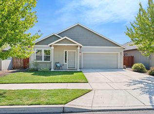 3160 SW Obsidian Ct, Redmond, OR 97756