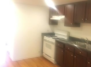 3304 N Hamilton Ave #G, Chicago, IL 60618