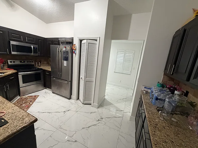 11321 Torchwood Ct — Photo 9