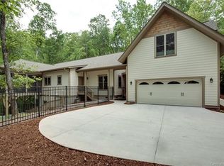 829 Kelly Mountain Rd, Brevard, NC 28712