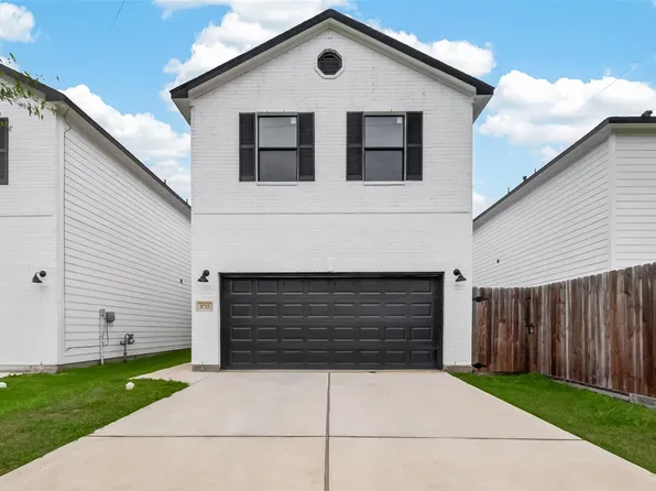 8725 Compton St, Houston, TX 77016