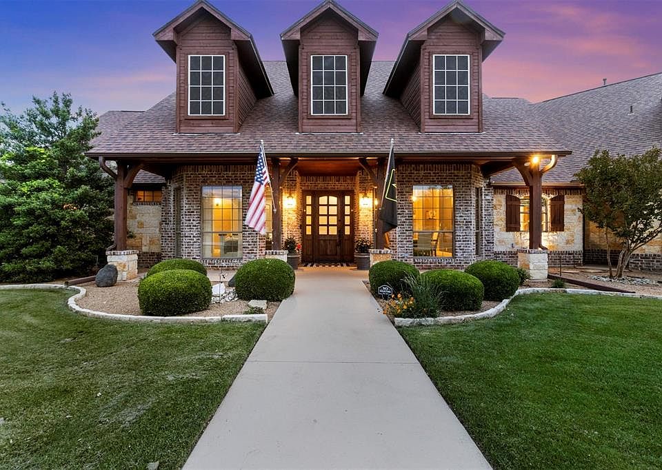 Y*e様 House on the hill <Argyle>3点セット 300 E Hickory Ridge Cir, Argyle, TX 76226 | Zillow