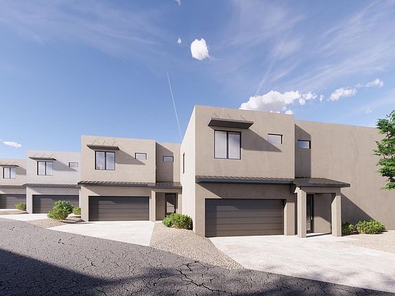 2nd image of 4583 Villa Loma Ln NE