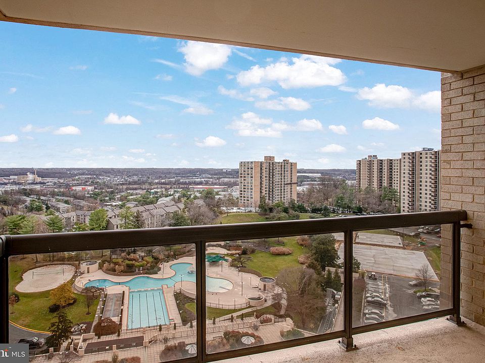 1st image of 205 Yoakum Pkwy Unit 1519
