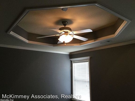4th image of 6001 Trammel Estates Dr