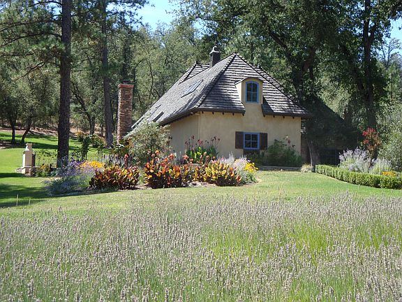 2nd image of 21797 Apple Hill Drive