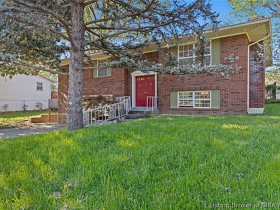 2nd image of 1215 Sportsman Drive