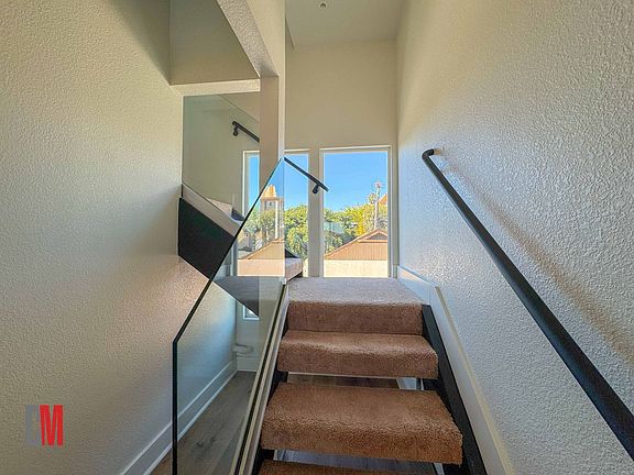 5th image of 3046-6 Nimitz Blvd