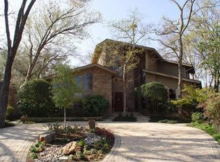 6908 Spanky Branch Ct, Dallas, TX 75248