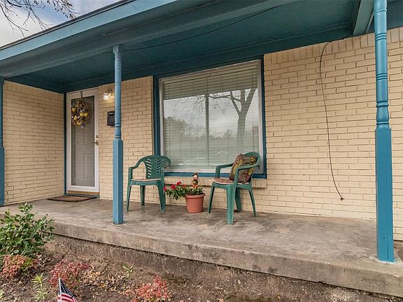 4th image of 829 Glenda Dr