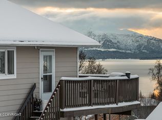 693 Rangeview Ave, Homer, AK 99603