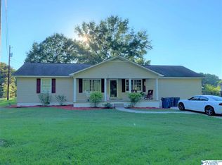501 10th St NW, Arab, AL 35016