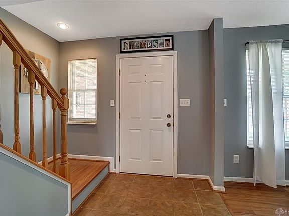 5th image of 119 Strawberry Fields Dr