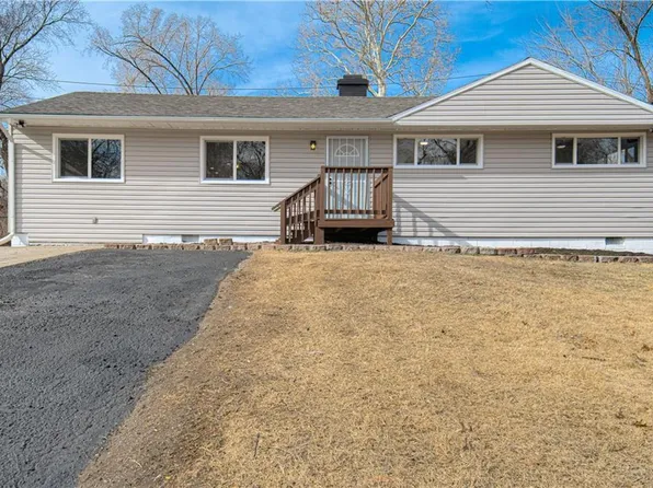 7716 E 112th Ter, Kansas City, MO 64134