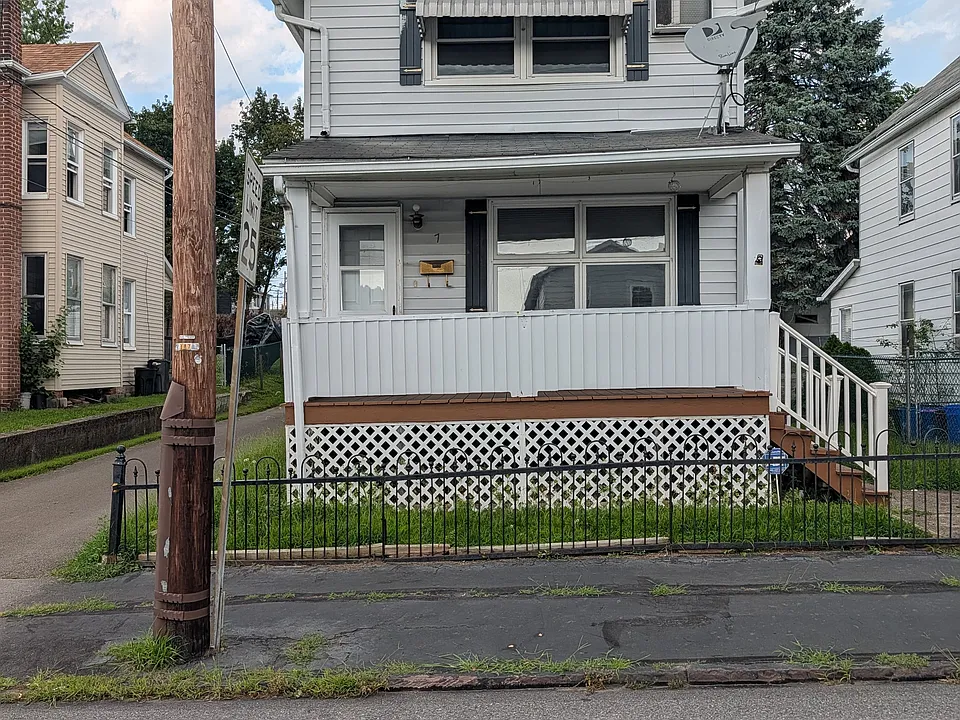 7 W Germania St