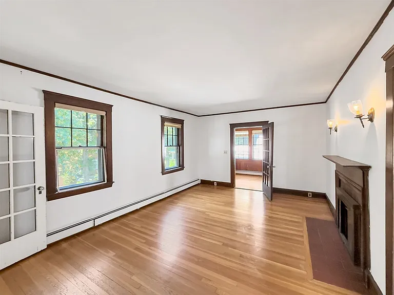 61 Moraine St #61 — Photo 23