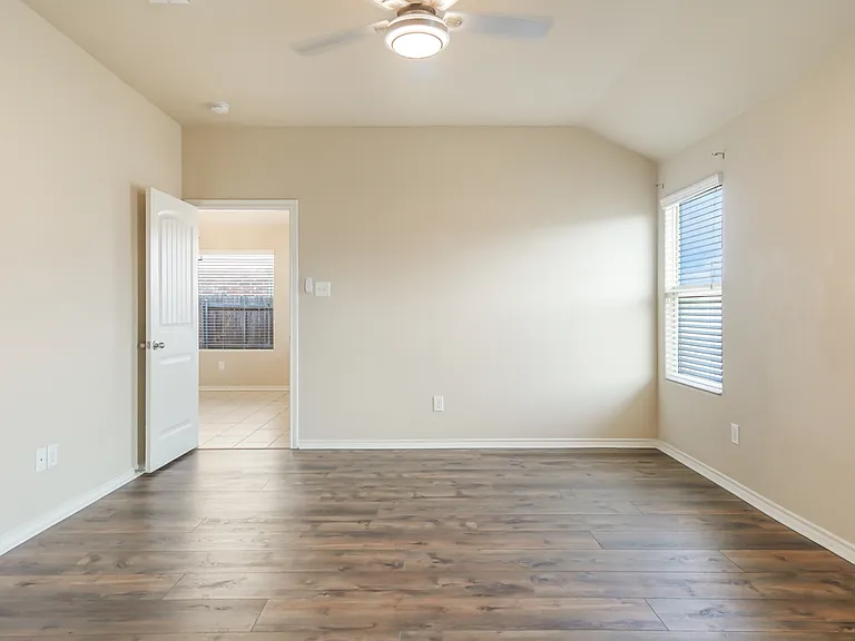6353 Seagull Ln — Photo 13