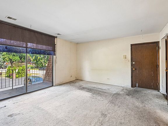 5th image of 4833 W 109th St APT 203